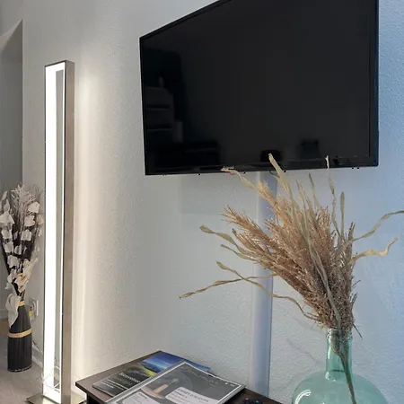 Cosy F2 , Marx Dormoy A Wifi Апартаменты *